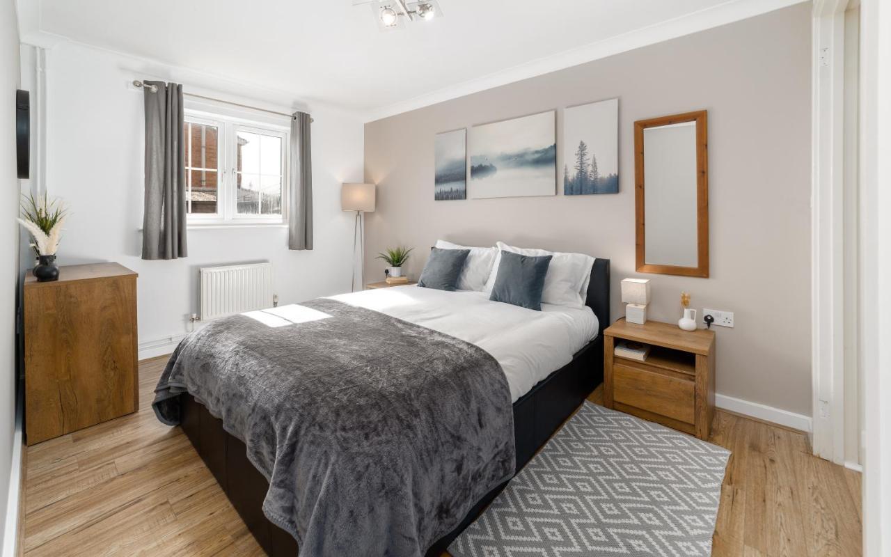 Charming 2Br Ground Floor Flat In Sholing, 11 Mins From City Centre - Recently Set Up With Love Σαουθάμπτον Εξωτερικό φωτογραφία