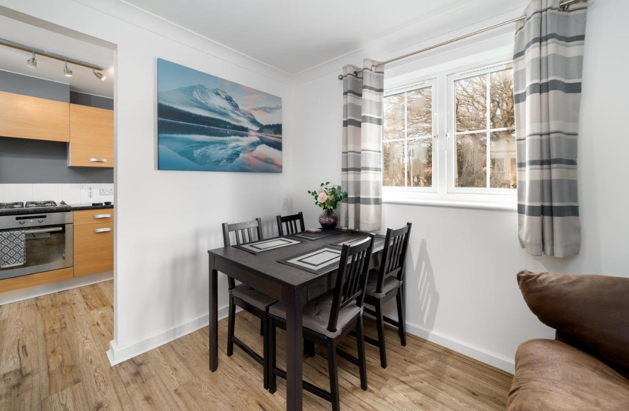 Charming 2Br Ground Floor Flat In Sholing, 11 Mins From City Centre - Recently Set Up With Love Σαουθάμπτον Εξωτερικό φωτογραφία